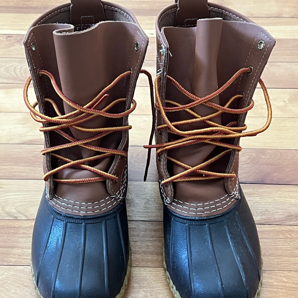 L.L. Bean Classic Waterproof Duck Boots 8" Sz7
